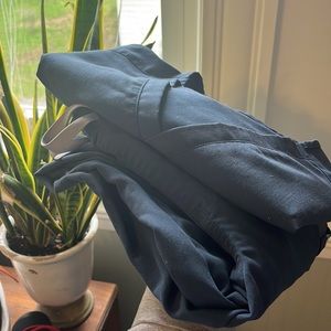 FIGS DARK HARBOR SCRUB SET